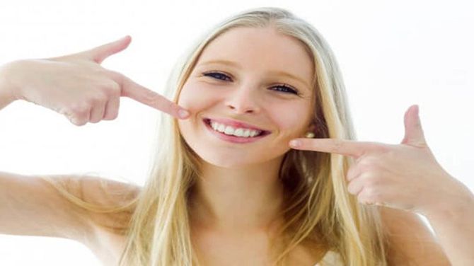 What Procedure Is Followed By Dental Clinics For Dental Implants In Toronto?