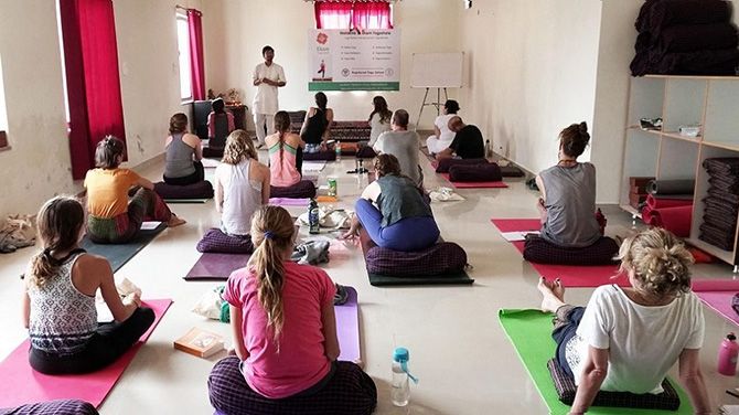 What are the best Yoga Poses for guys?