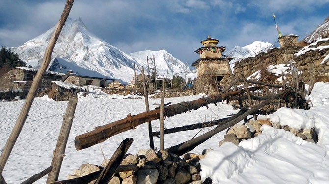 Manaslu Circuit Trek: The Ultimate Guide