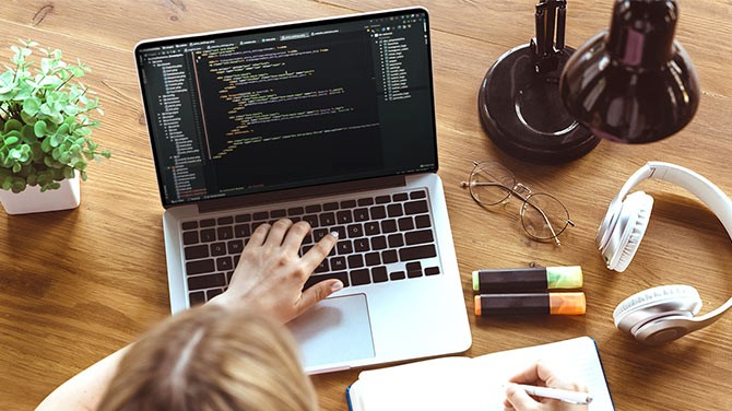 Enhancing Productivity with a Mexican Virtual Assistant